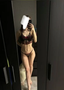 Боди салон студентки